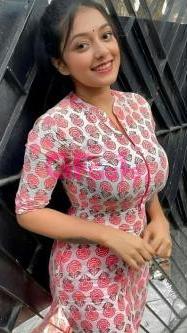 Call Girl in Chennai tangles hearts in starlit sensuality